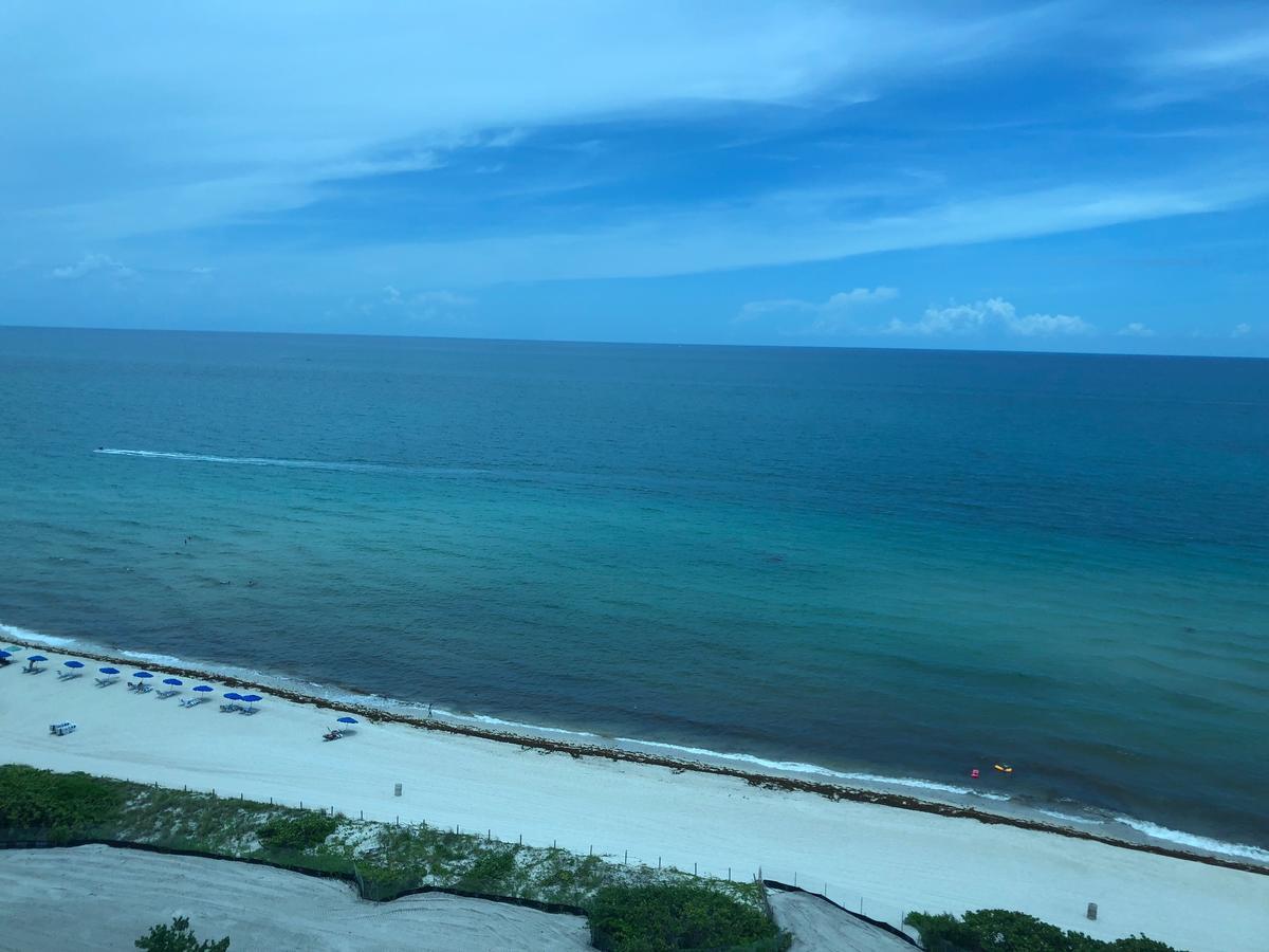 Ocean Front Studio Units Miami Beach Buitenkant foto
